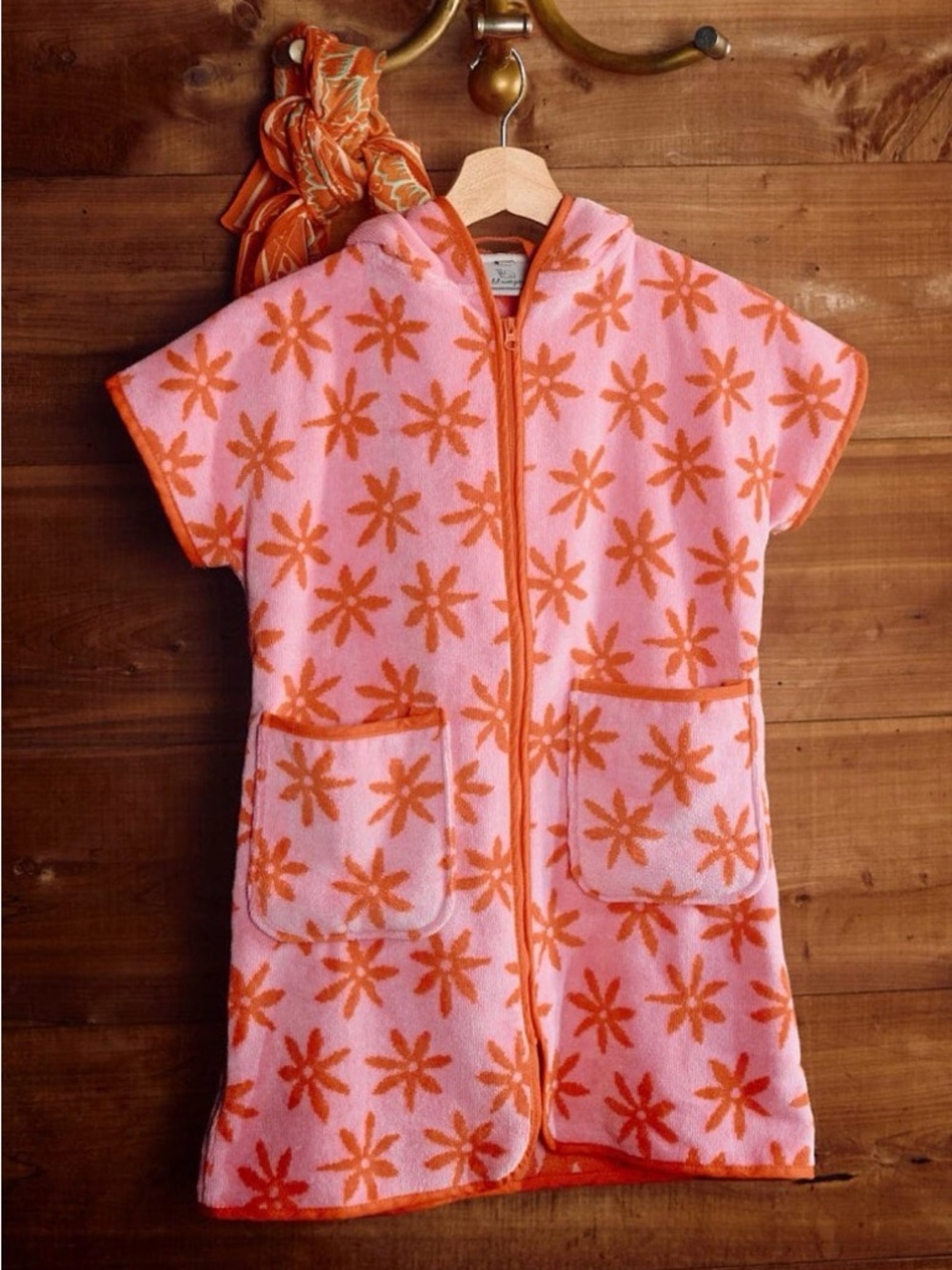 Girls Hooded Terry Robe in Pink with Orange Daisy Print